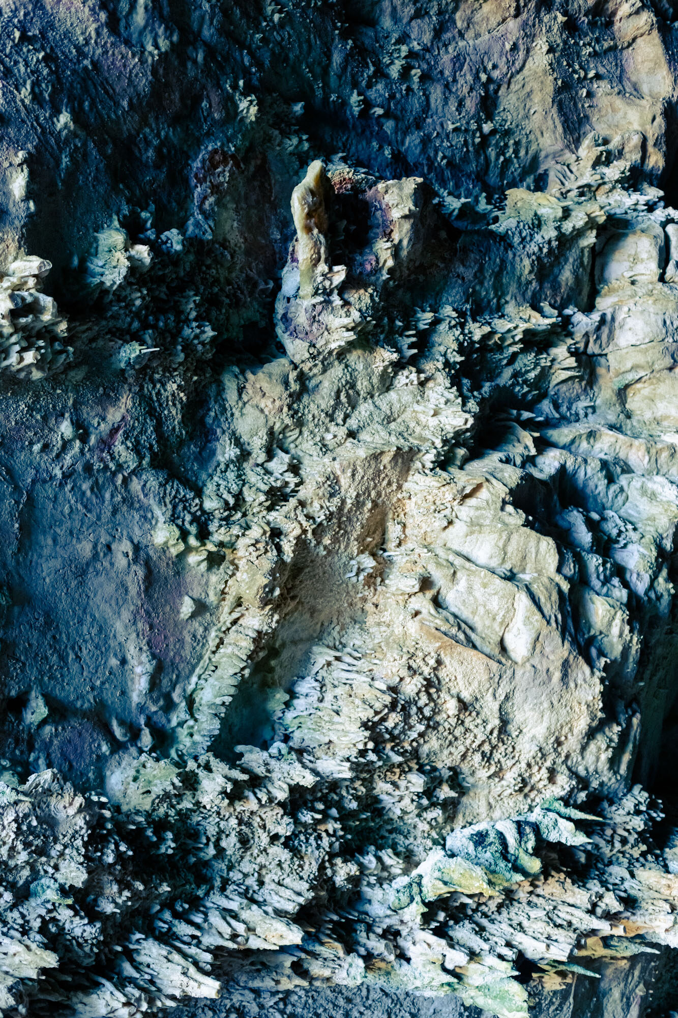 40°33′53.45″N 8°09′36.5″E